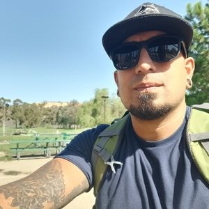 Meet your Posher, Carlos